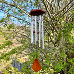 Musikalisches Windspiel aus satiniertem Chrom, 71,1 cm