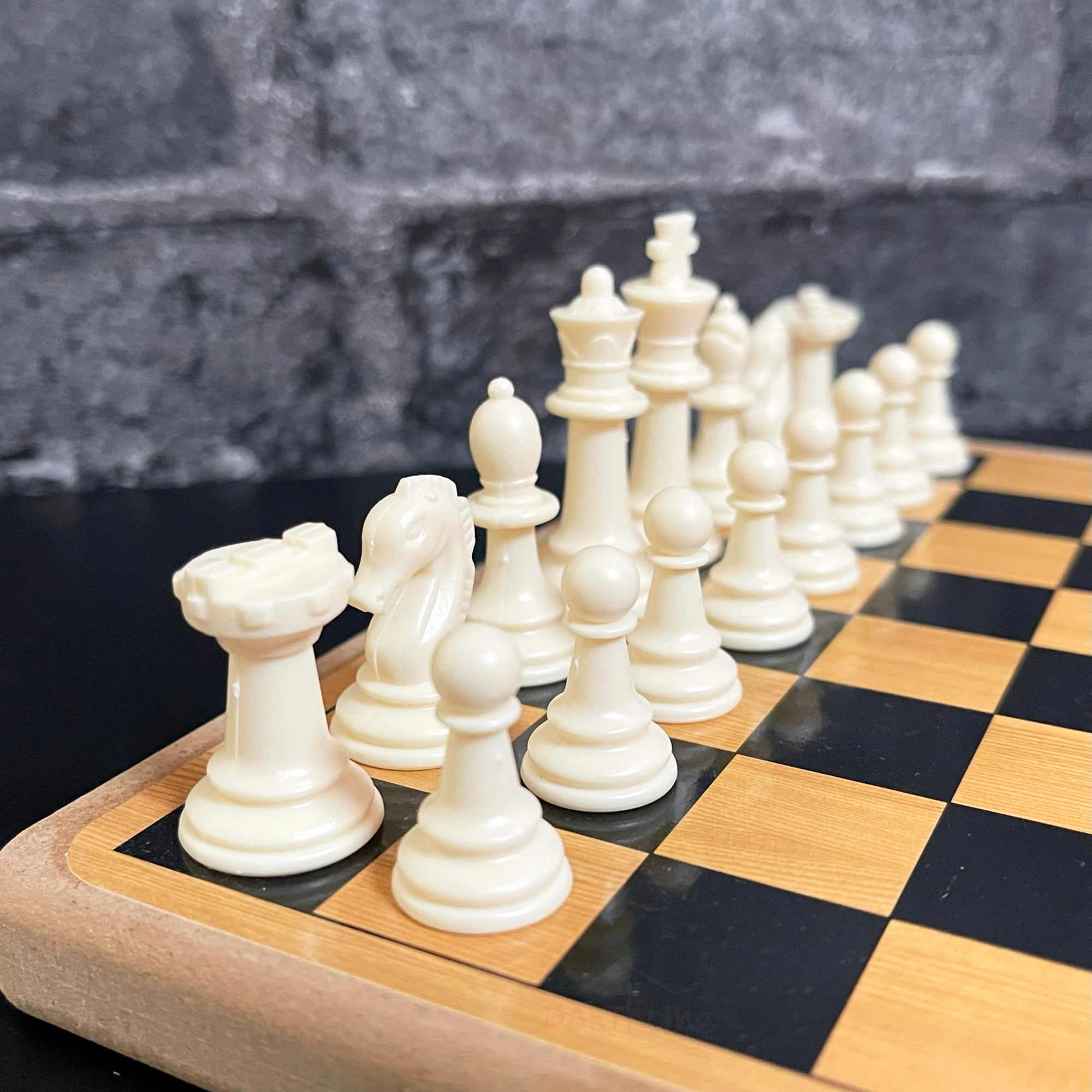 Klassisches Retro-Schachspielset