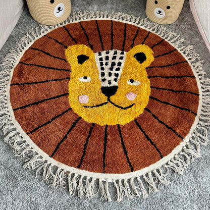 Tufted Cotton Lion Floor Rug With Tassels