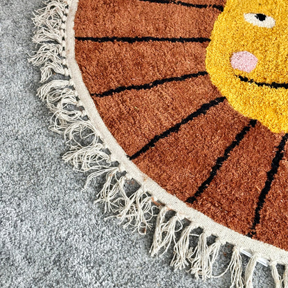 Tufted Cotton Lion Floor Rug With Tassels