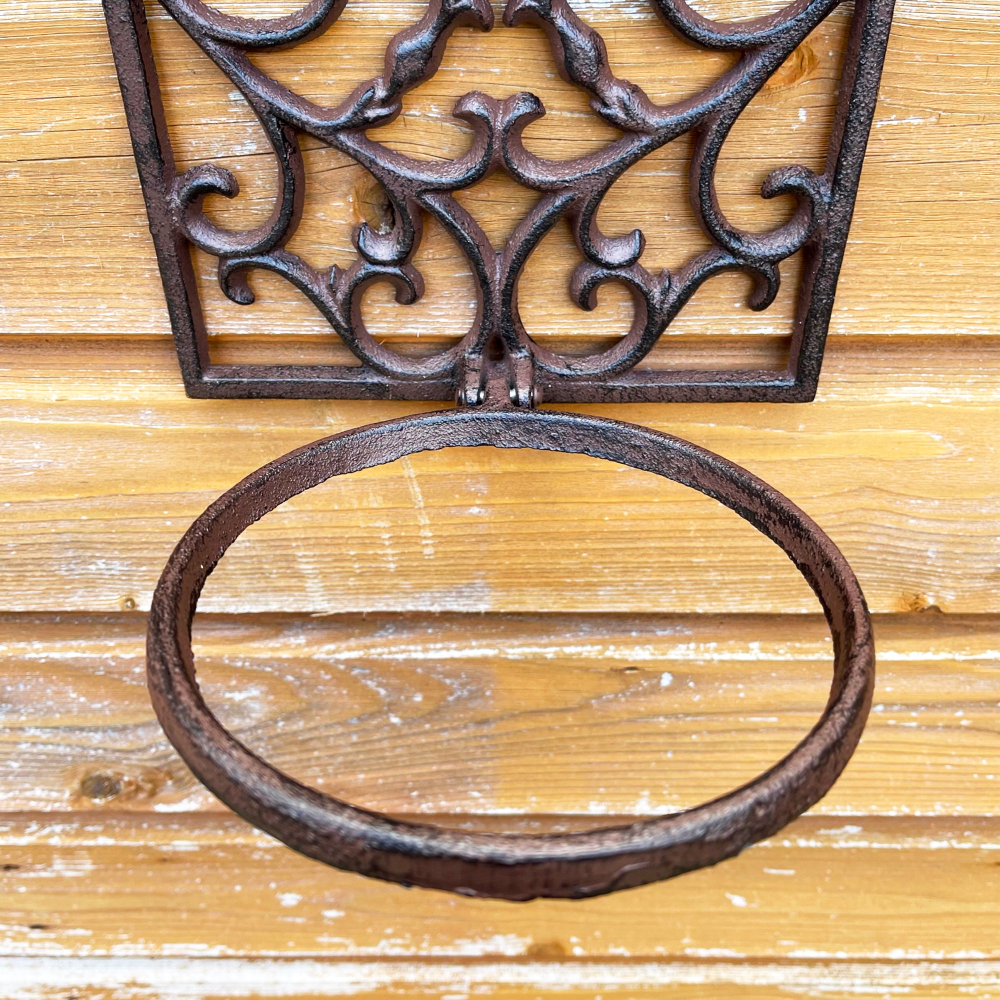 Baroque Cast Iron Wall Pot Holder