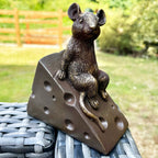 Goldene Maus auf Käse-Ornament, 12 cm