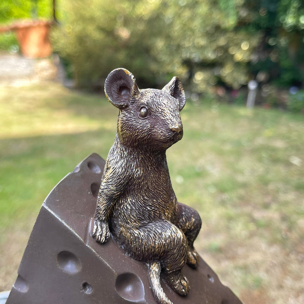 Goldene Maus auf Käse-Ornament, 12 cm