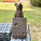 Goldene Maus auf Käse-Ornament, 12 cm