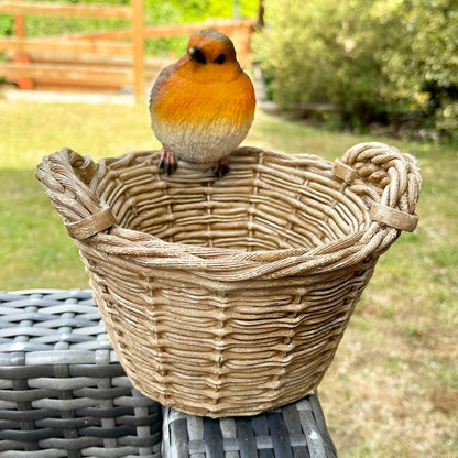 Vogeltränke aus Kunstharz, Rotkehlchen auf Korb, 18 cm