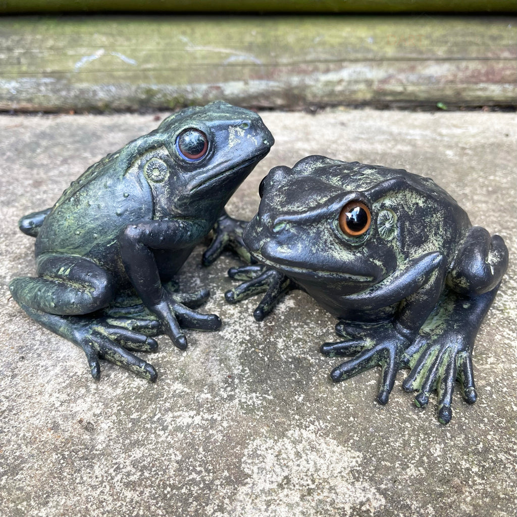 Set mit 2 grünen Froschornamenten
