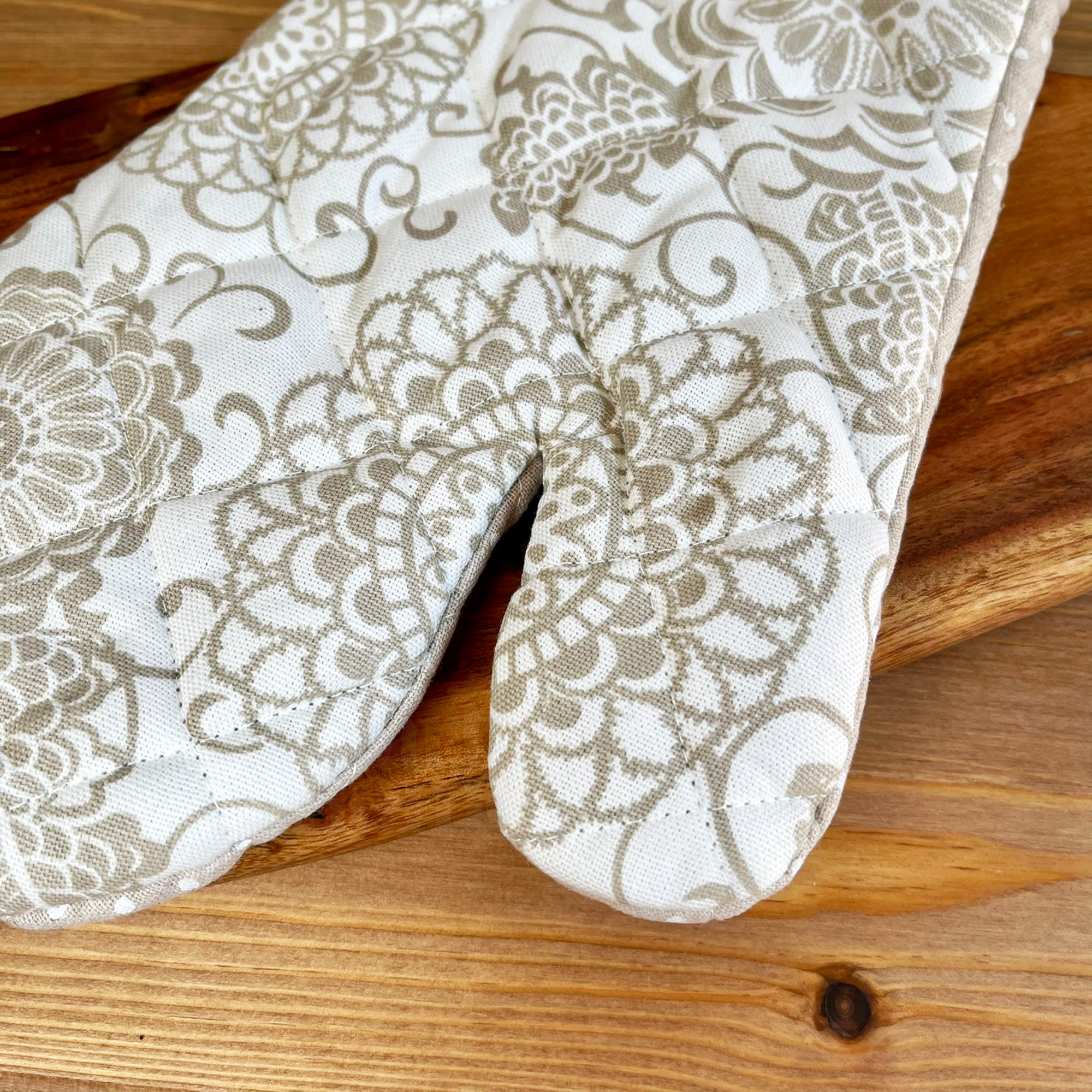 Spiralförmige Stulpen mit Blumenmuster, 2er-Set