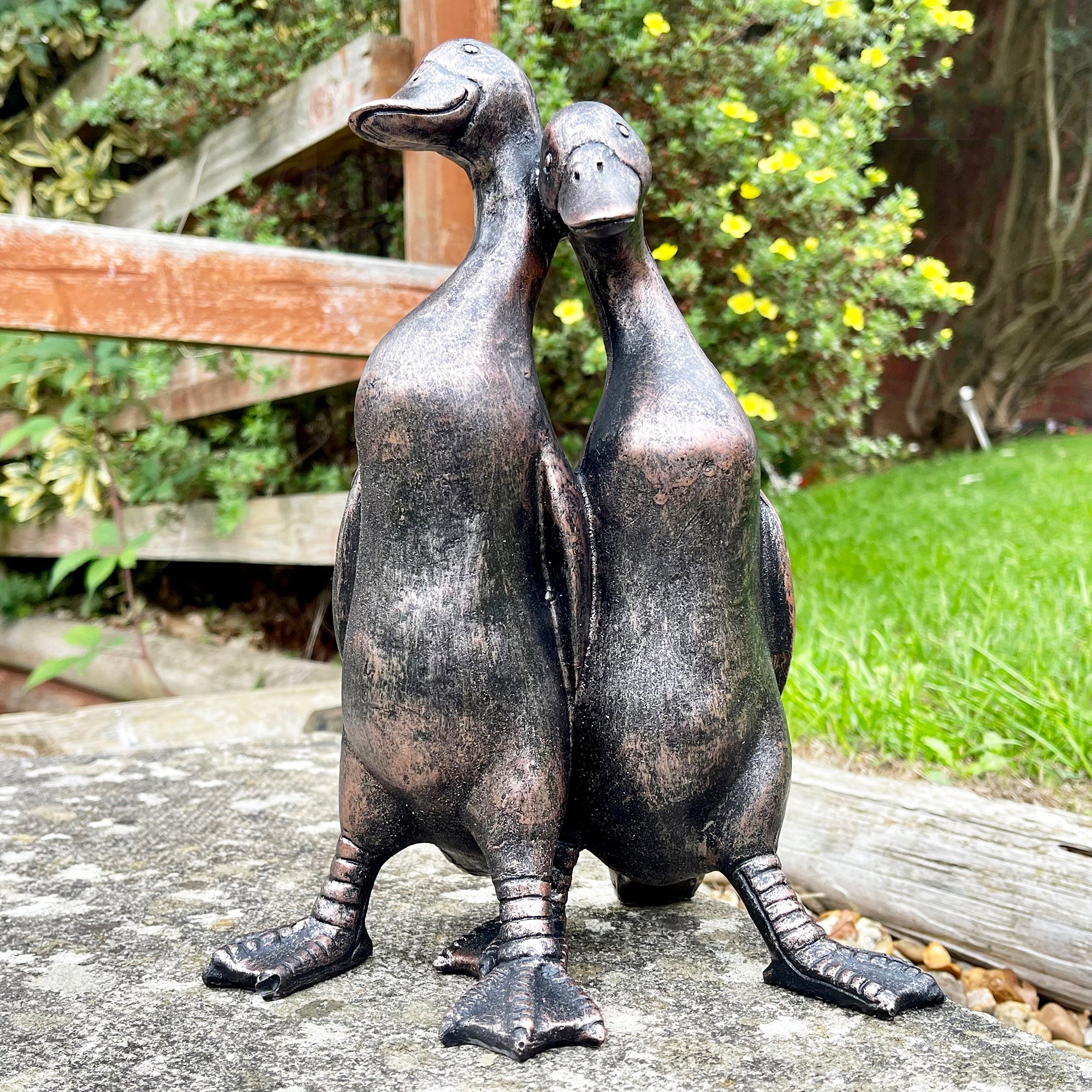 Resin Pair Of Love Ducks Ornament
