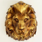 Geometrischer Goldlöwen-Wandkopf