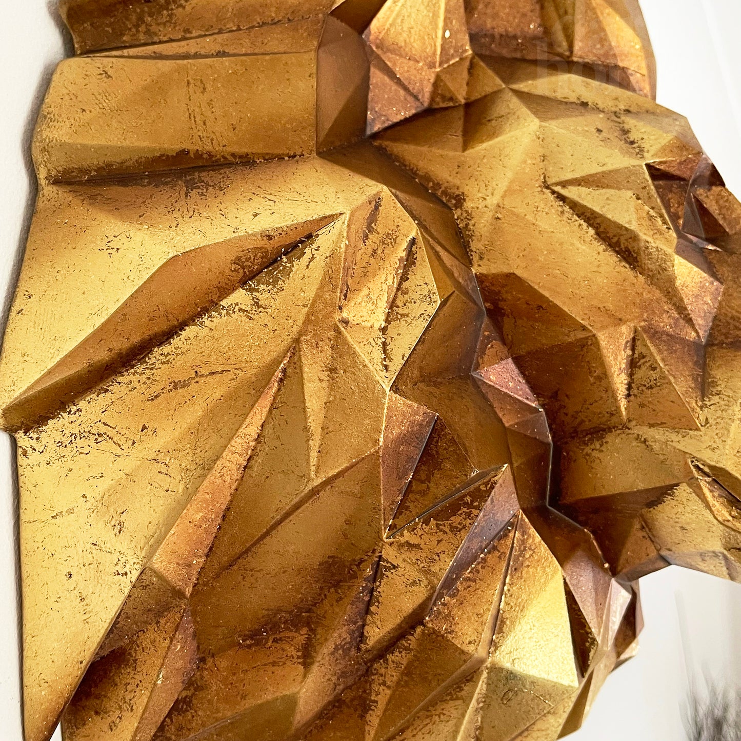 Geometric Gold Lions Wall Head