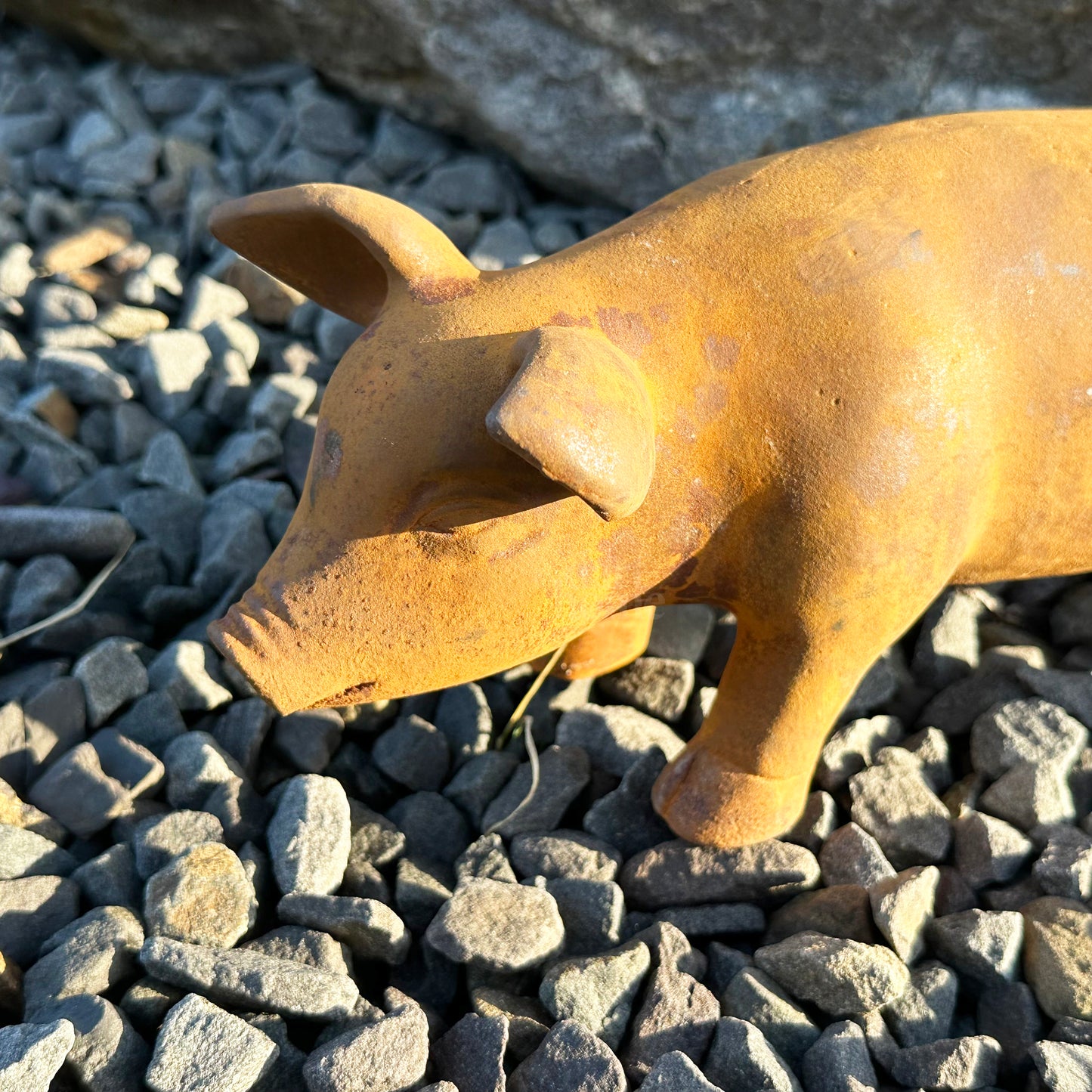 Rust Cast Iron Pig Garden Statue 31cm