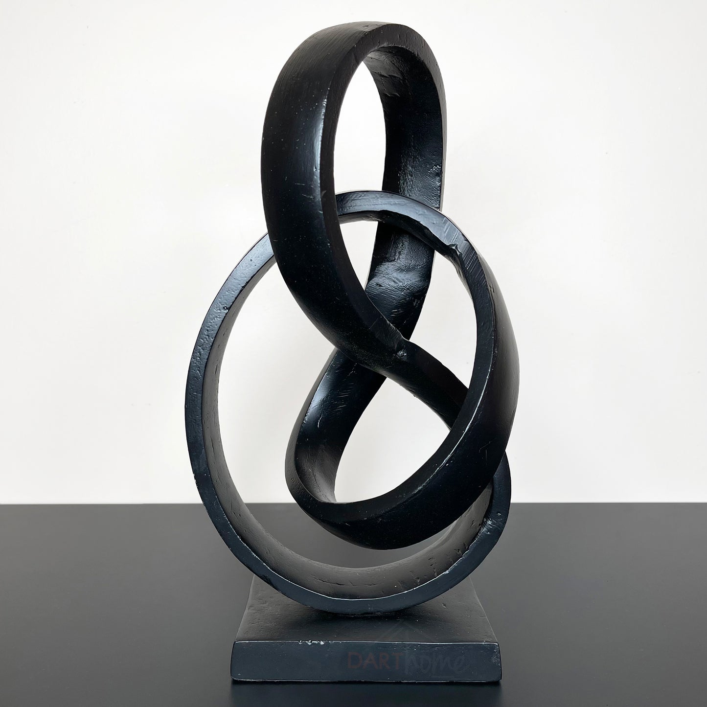 Black Metal Infinity Loop Sculpture 3kg