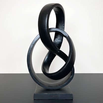 Schwarze Infinity-Loop-Skulptur aus Metall, 3 kg