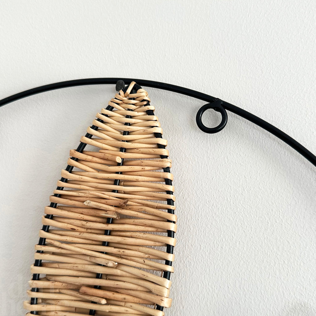 Round Rattan Leaf Wall Deco
