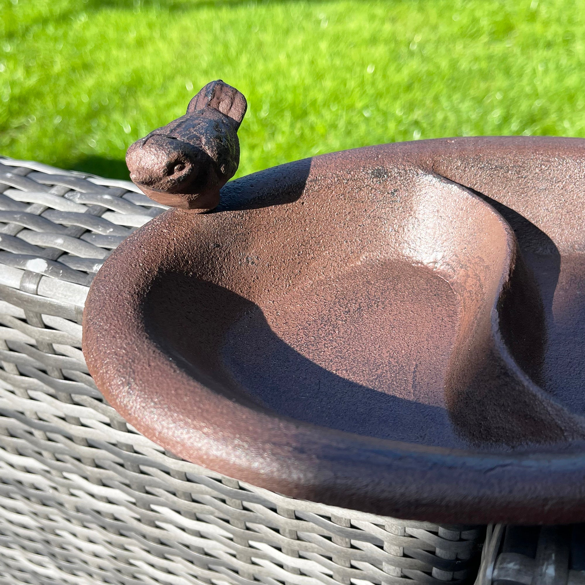 Cast Iron Dove Bird Bath