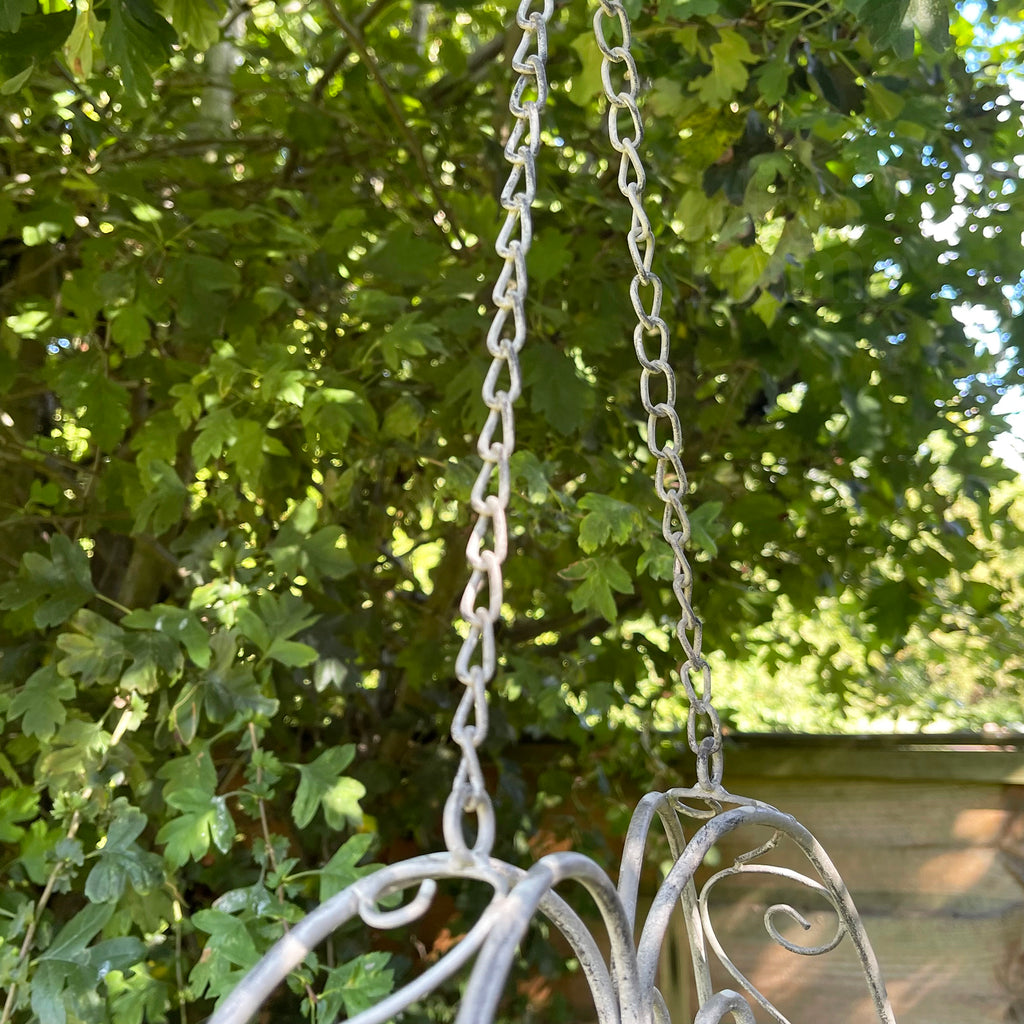 Hängender Teelichthalter „Love Heart“.