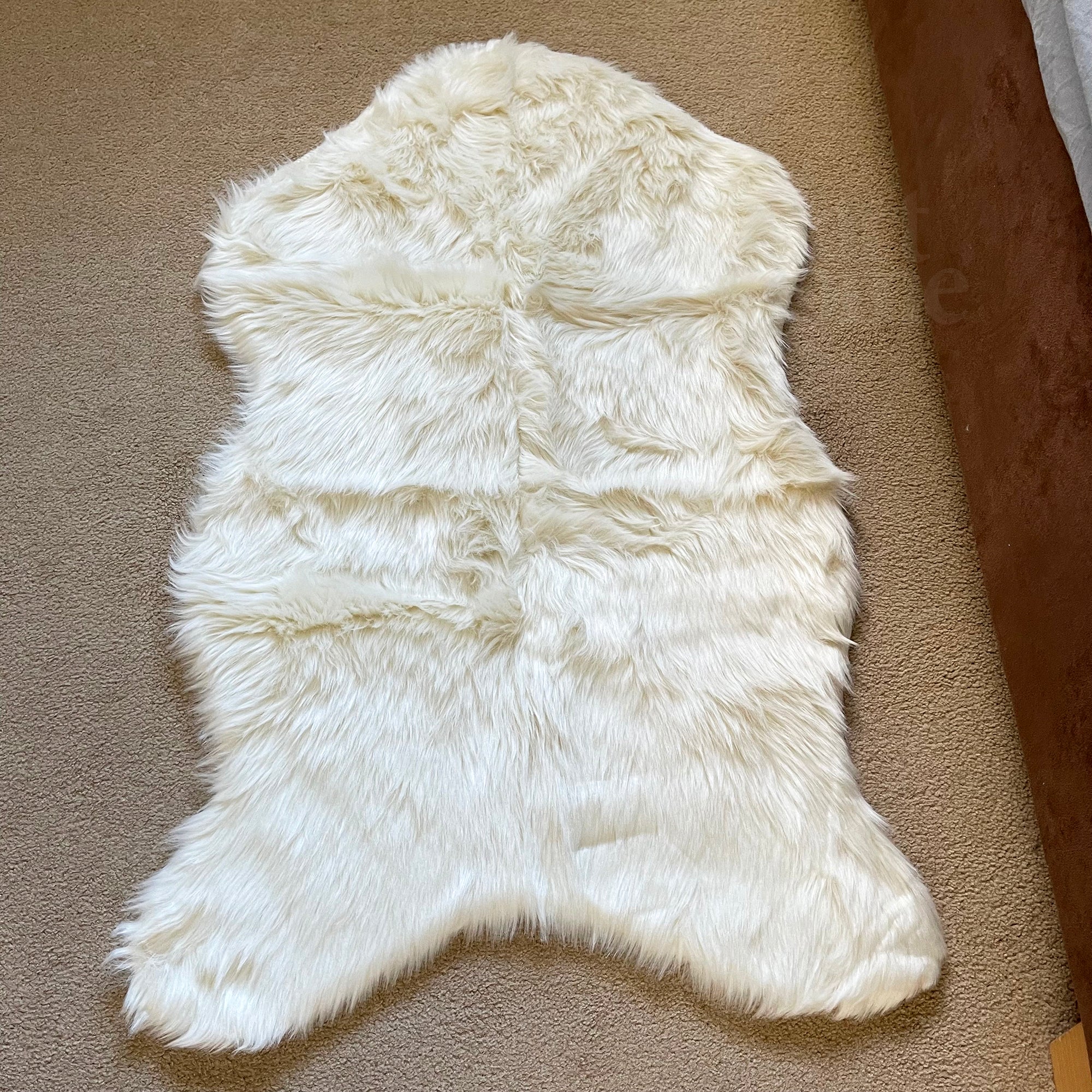 Soft White Faux Fur Sheepskin Rug