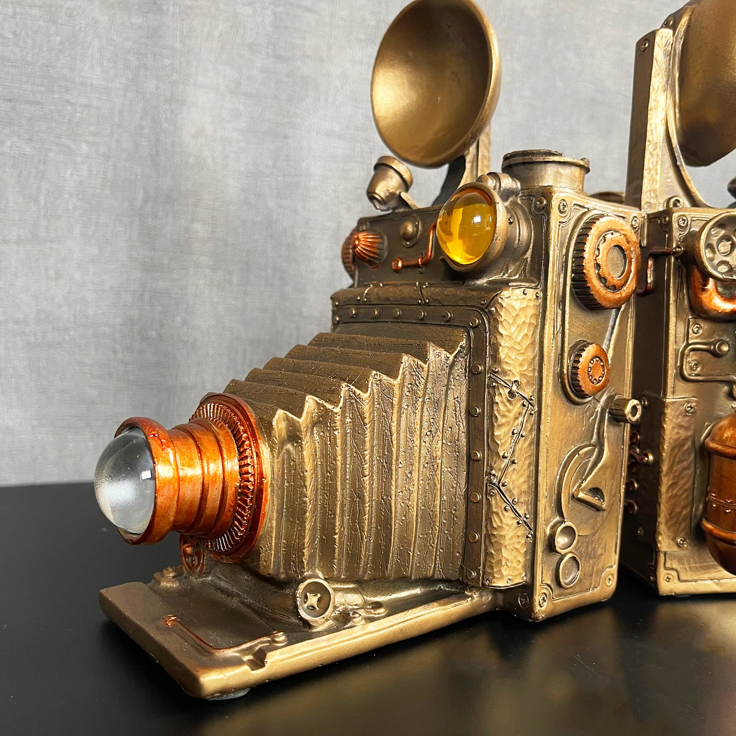 Kamera Steampunk Buchstützen Set