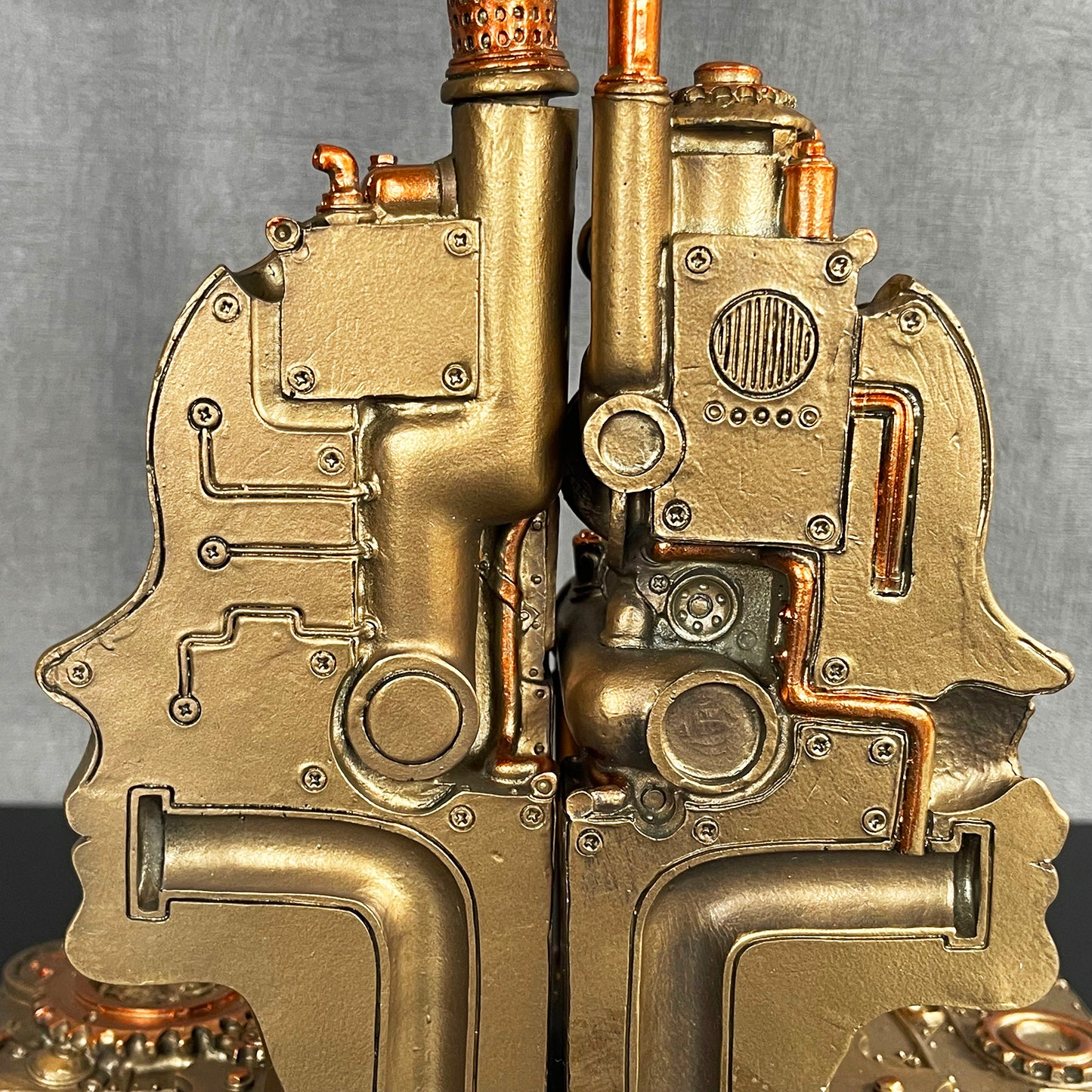 Steampunk-Buchstützen-Set mit Roboterkopf