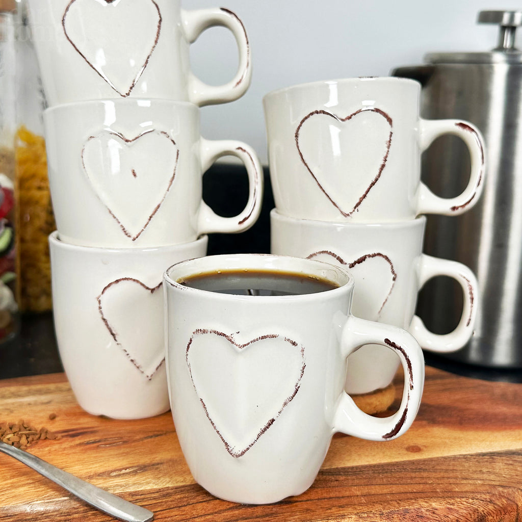 Set mit 6 weißen Love Heart Espressotassen