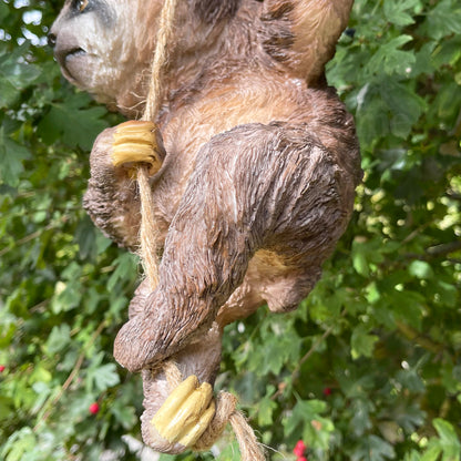 Hängendes Faultier-Gartenornament aus Kunstharz