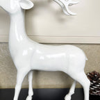 Nordisches glänzendes weißes Hirschornament, 21 x 32 cm