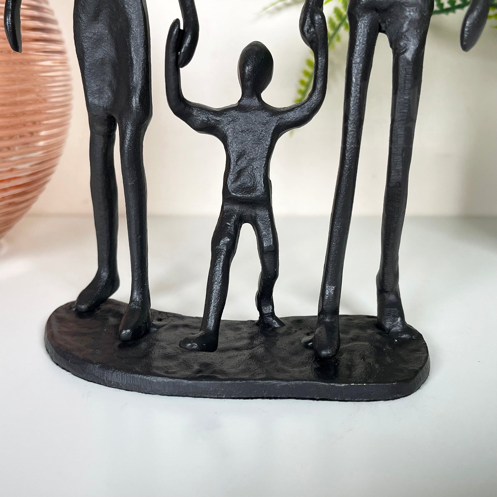 Cast Iron Walking Family Of 3 Figurine