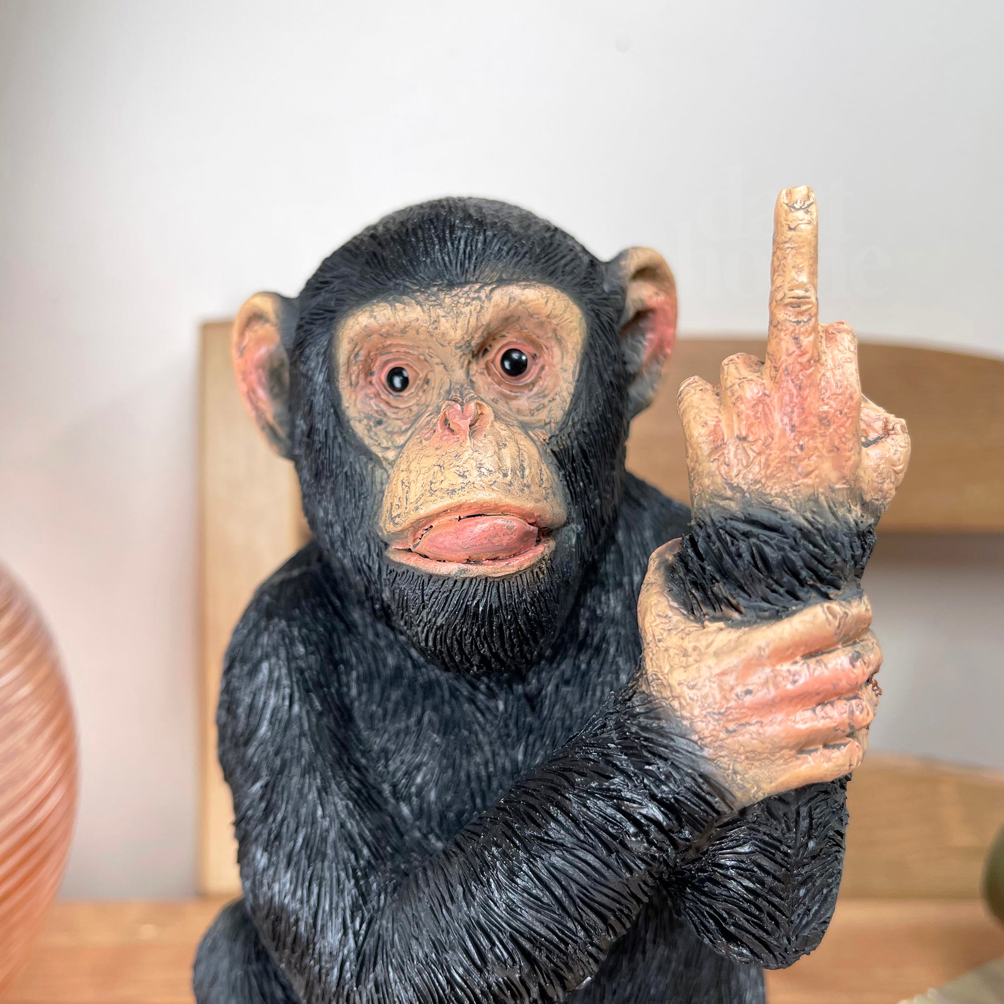 Black Up Yours Monkey Ornament 11x19x11cm