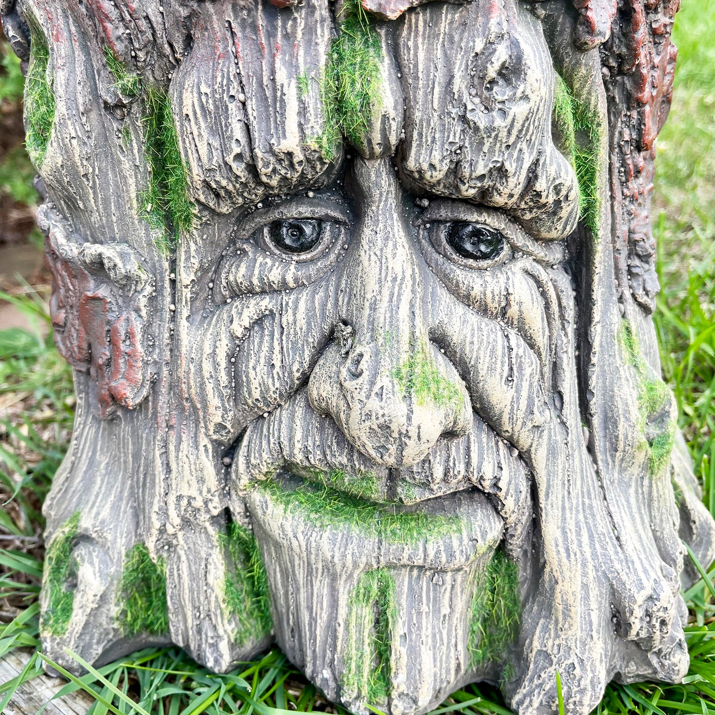 Greenman Tree Stump Planter