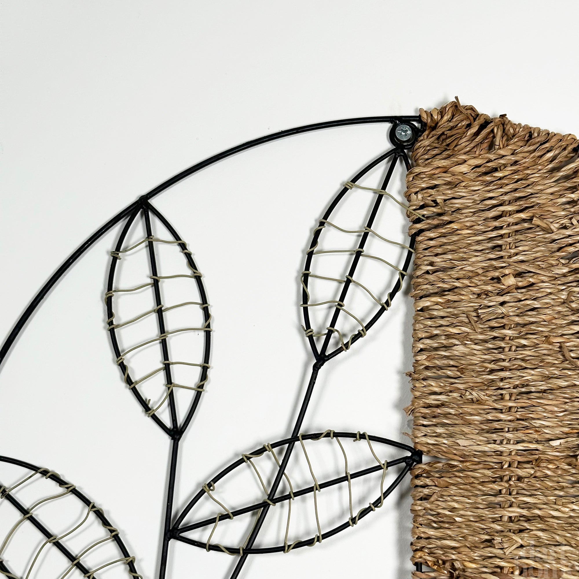 Woven Rattan Leaf Wall Deco 50x50cm