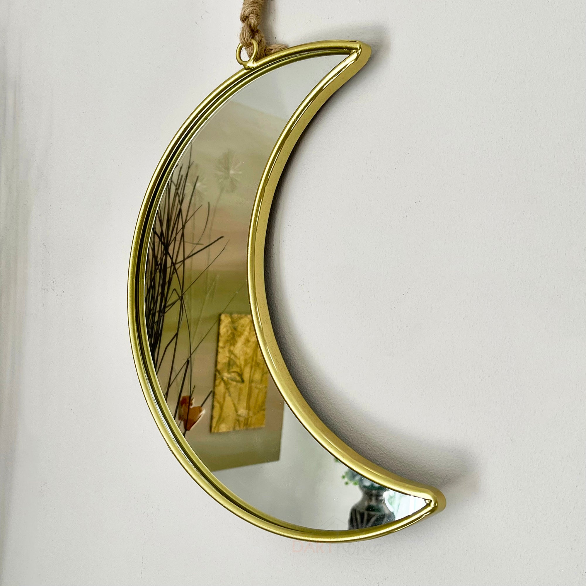 Goldfarbener Halbmond-Wandspiegel aus Metall