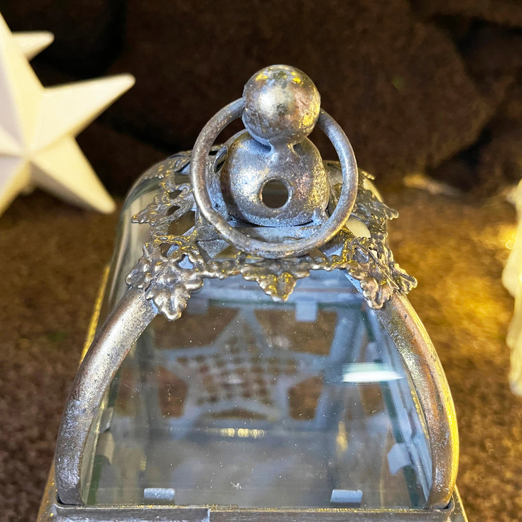 Vintage Star Hurricane Lantern 12x22cm
