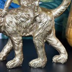 Goldene Affenfigur