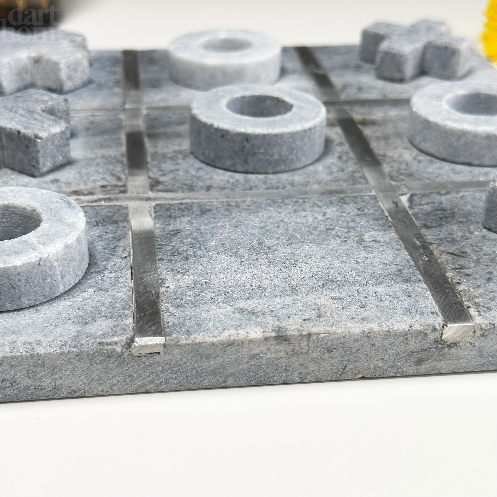 Graues Marmor-Tic-Tac-Toe-Spiel