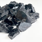 1 kg schwarzer Obsidian-Stein – rauer Schutzkristall