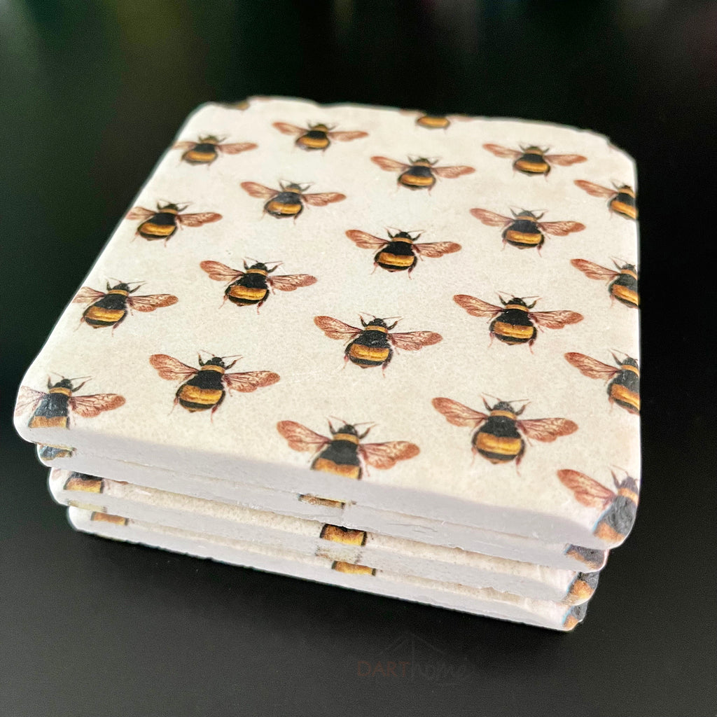 Set mit 4 Bienenuntersetzern aus Kunstharz