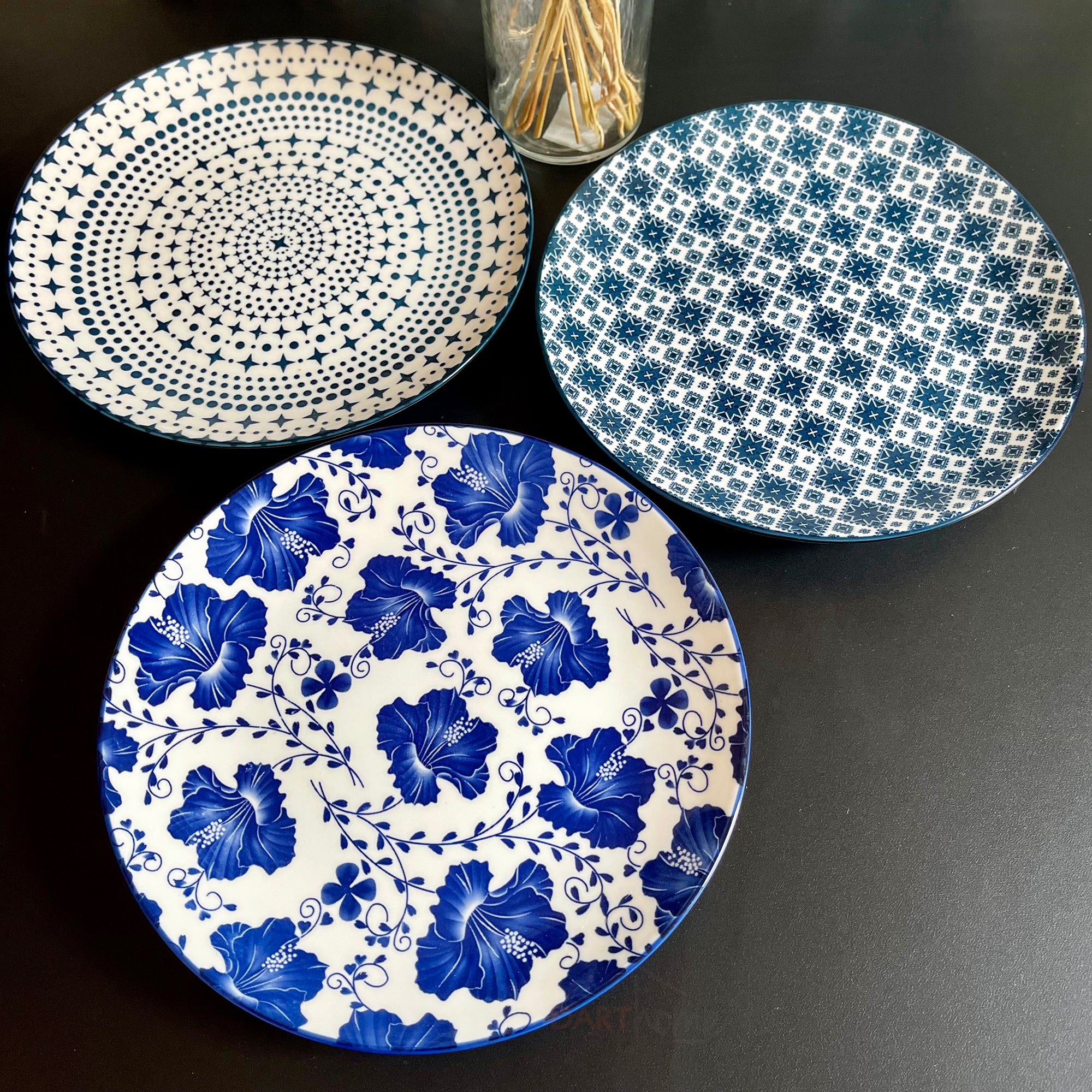 3 Piece Mediterranean Style Dessert Plate Set