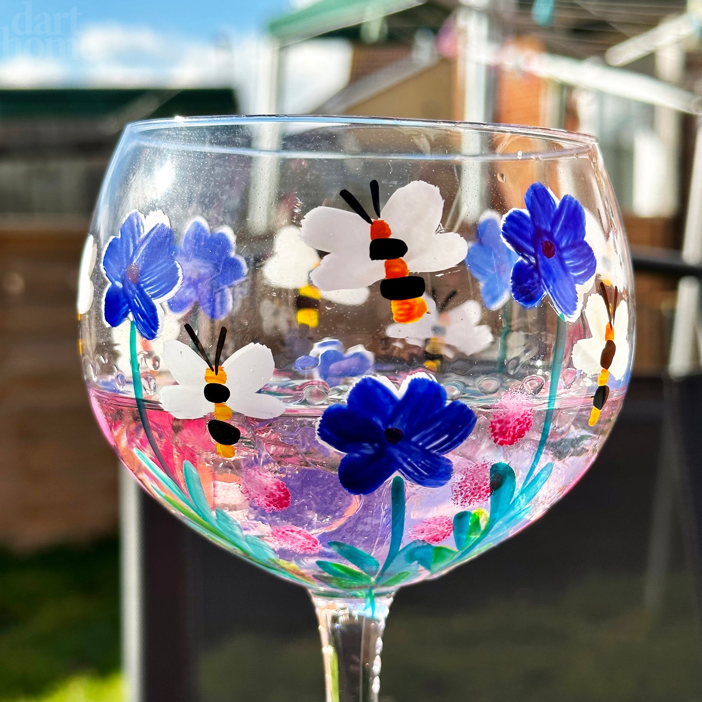 Handbemaltes Wildblumen-Bienen-Ballon-Gin-Glas