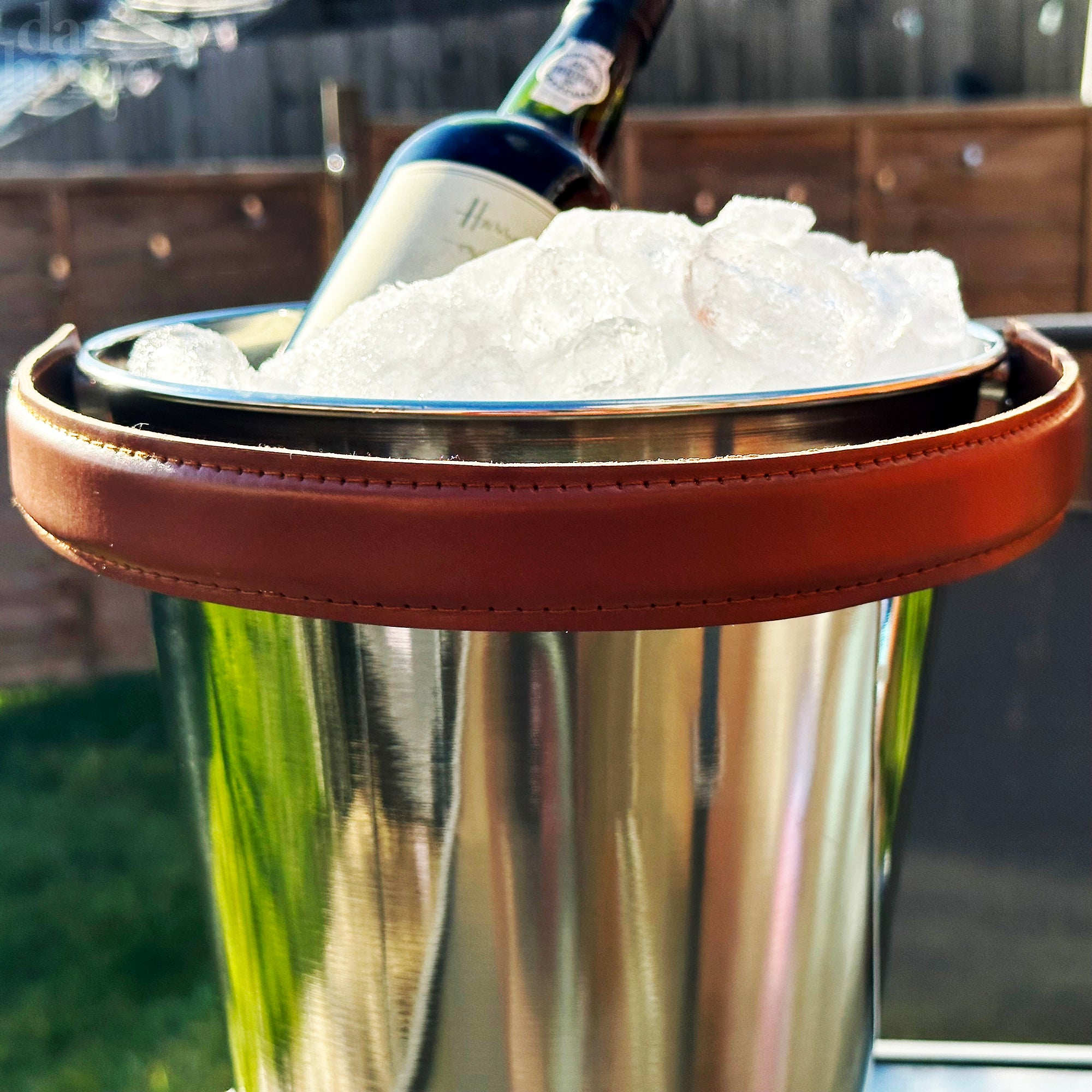 Champagnerkübel mit Griff aus Kunstleder