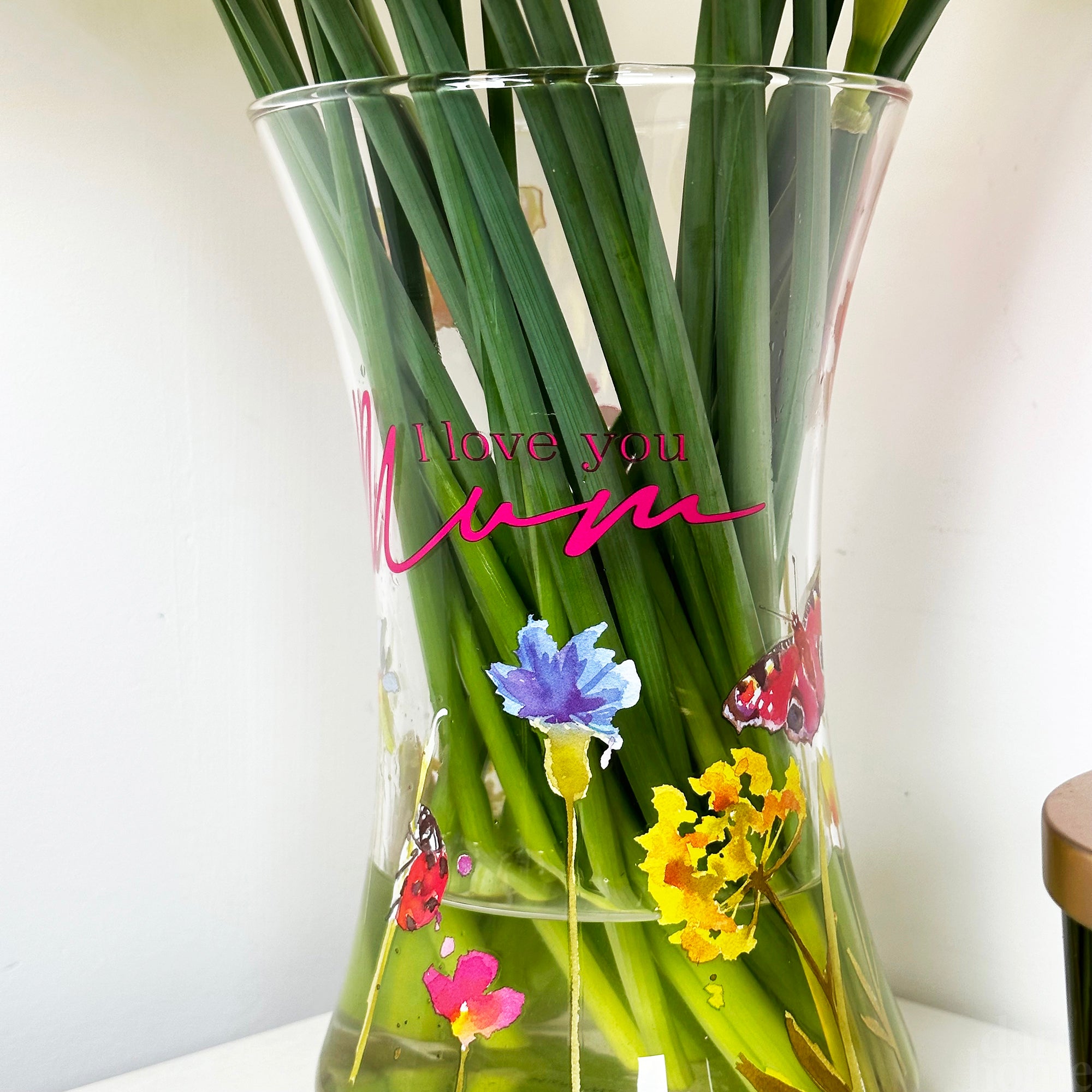 Hand Painted Glass I Love You Mum Vase