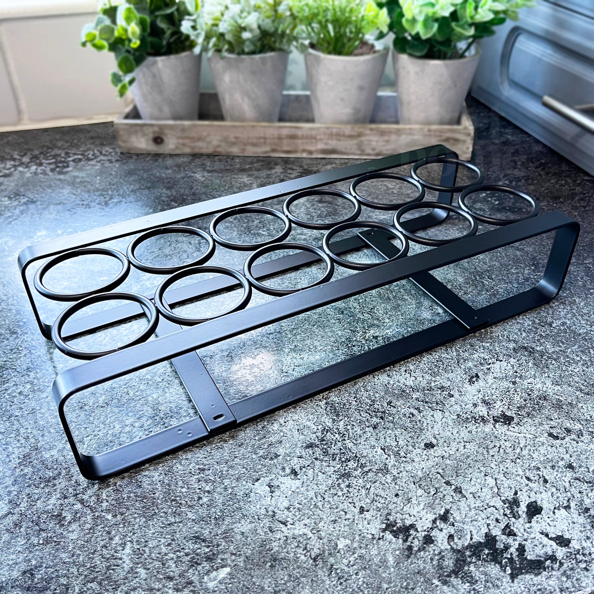 Wholesale Cast Iron Decorative Metal Bumble Bee Kitchen Trivet 8in