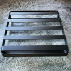 Monochromer schwarzer quadratischer Untersetzer