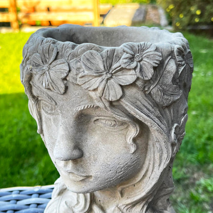 Stone Elf Queen Planter 13x20cm