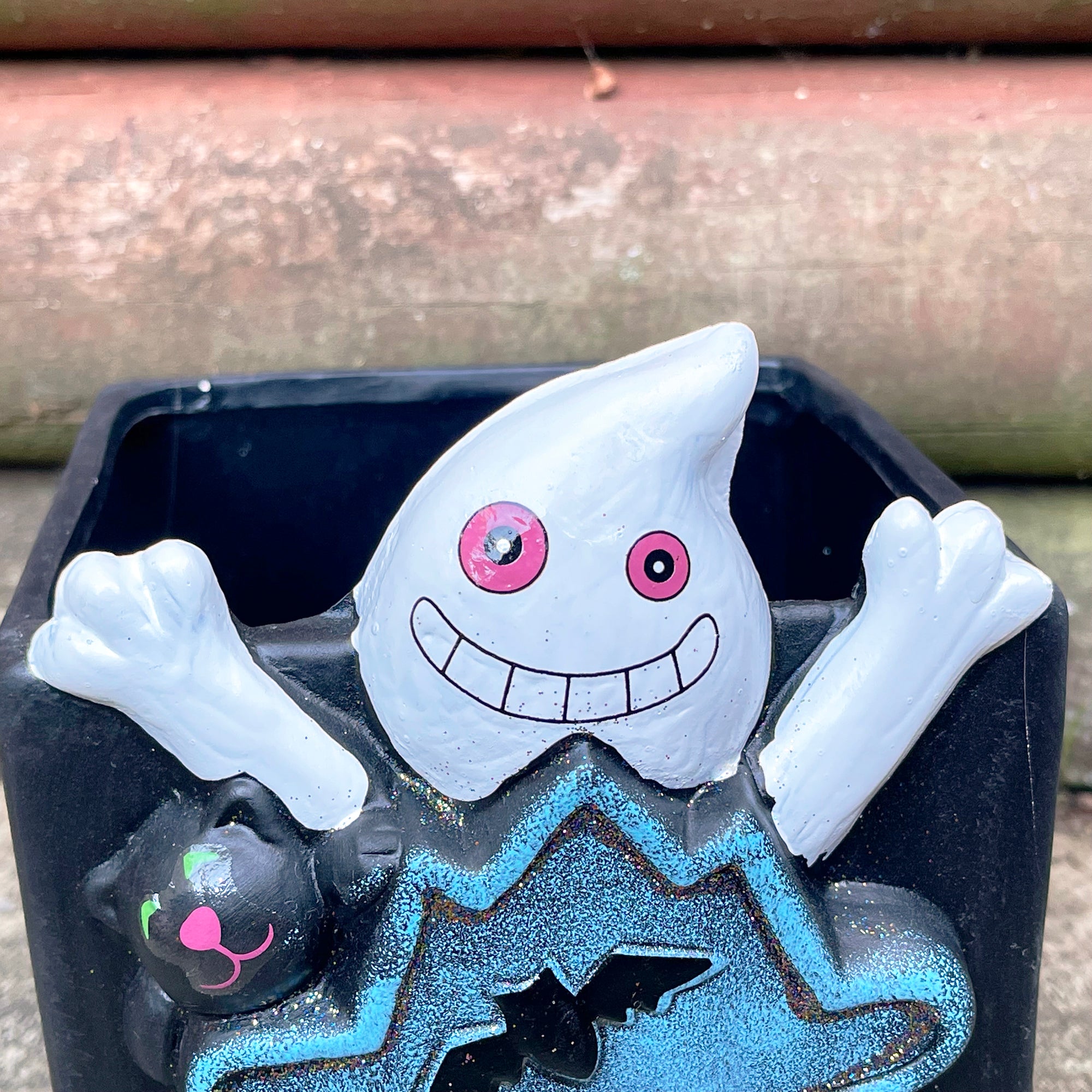 Keramischer Halloween-Geister-Pflanzentopf