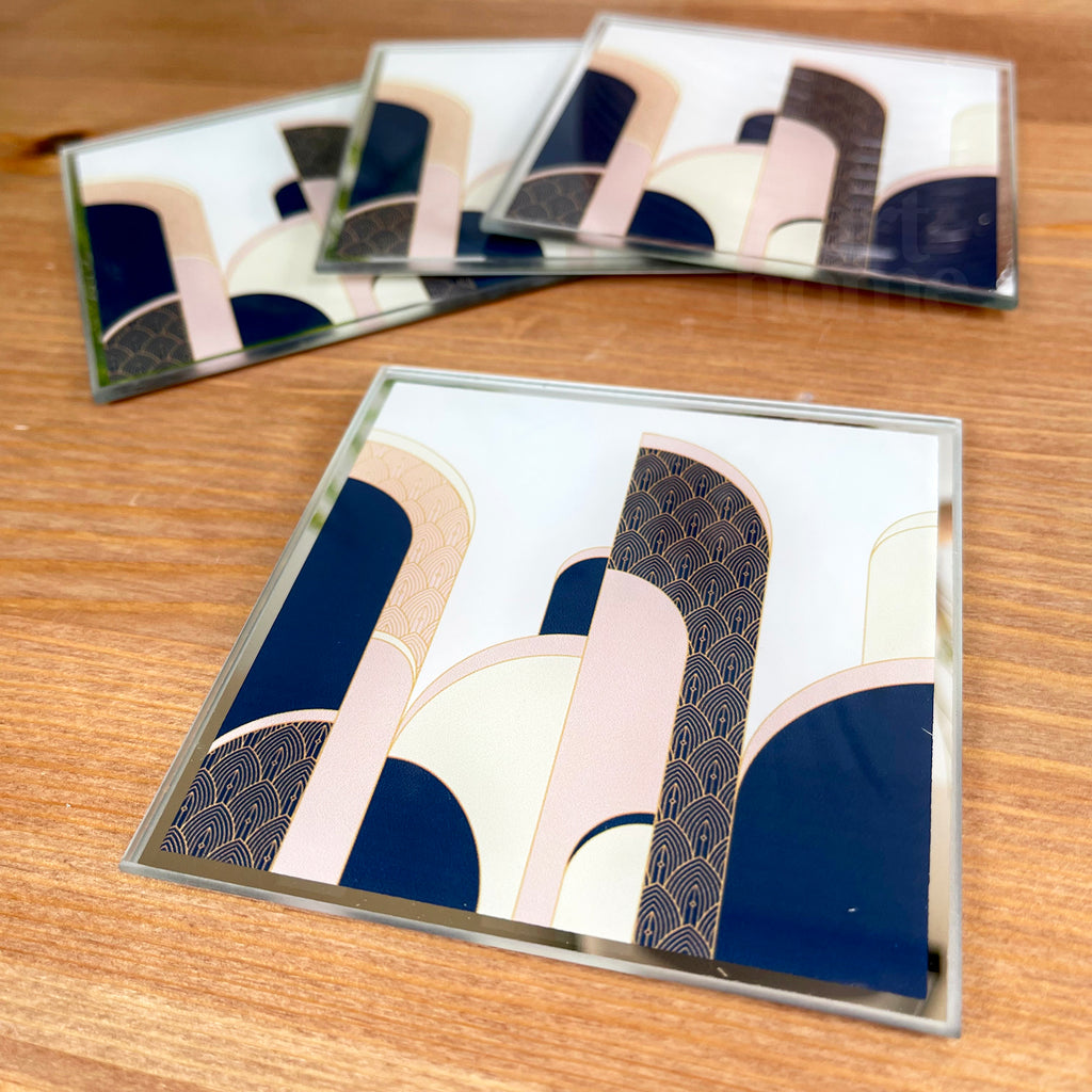Art-Deco-Untersetzer aus Glas, 4er-Set