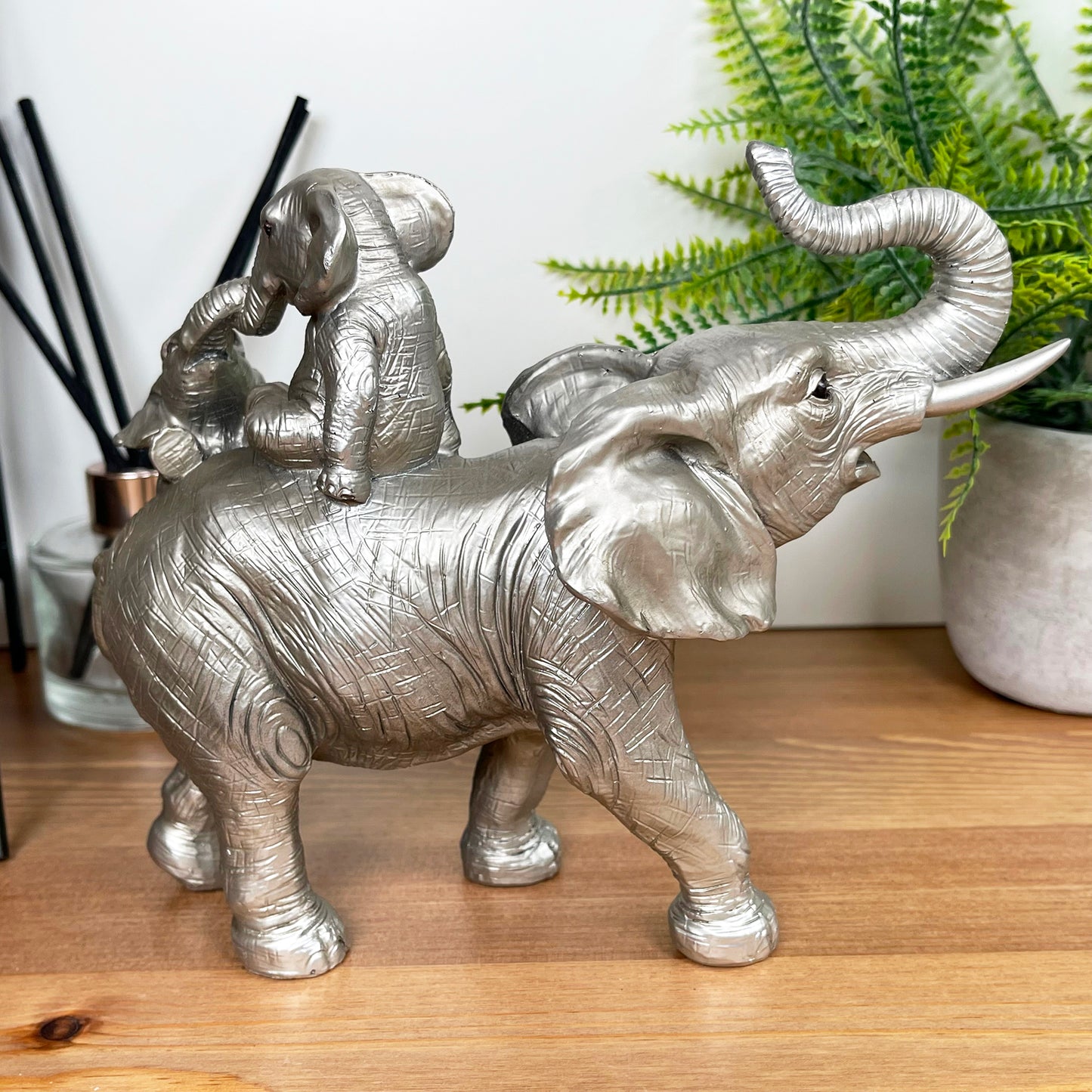Silver Elephant With Calves Ornament