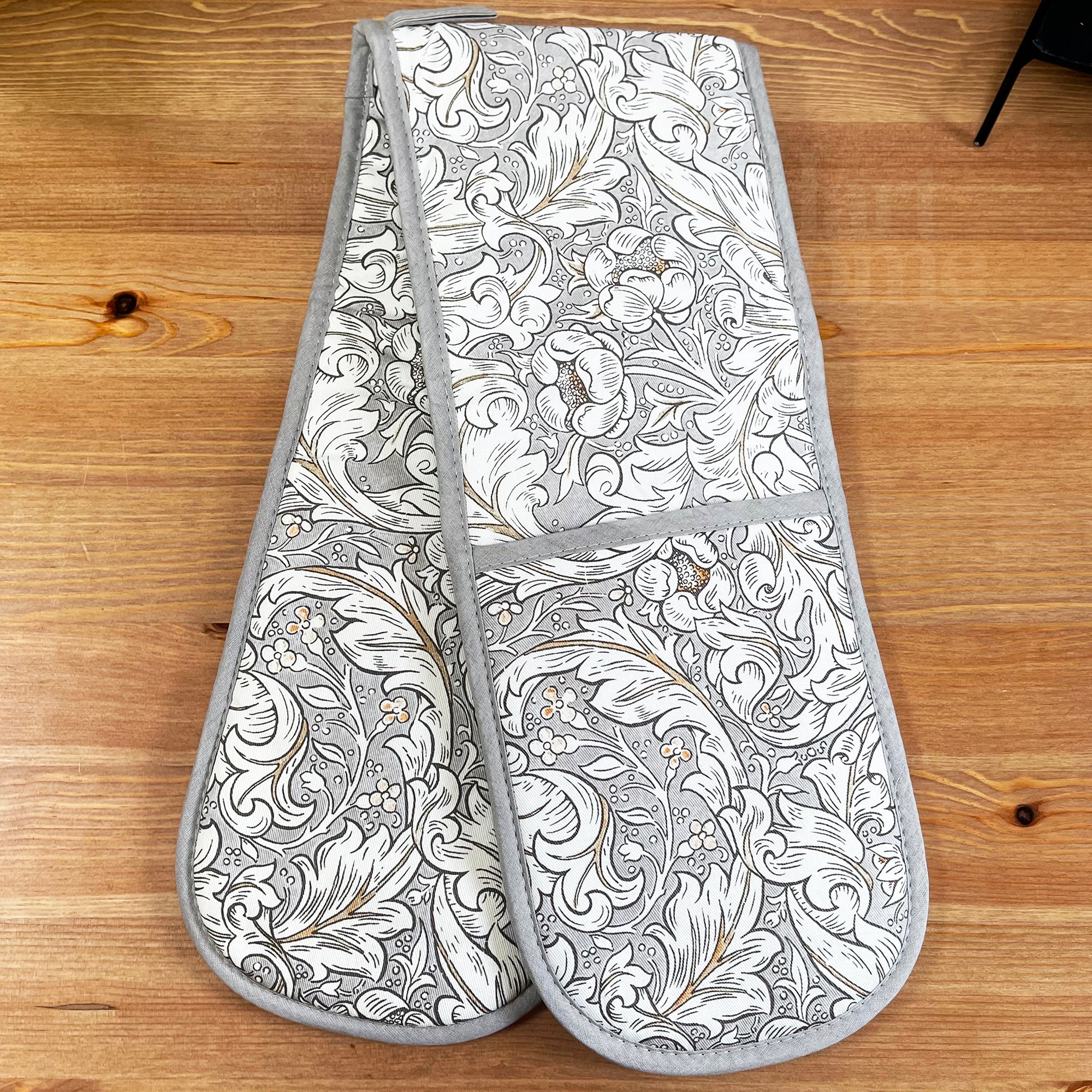 William Morris Bachelors Button Doppel-Ofenhandschuh