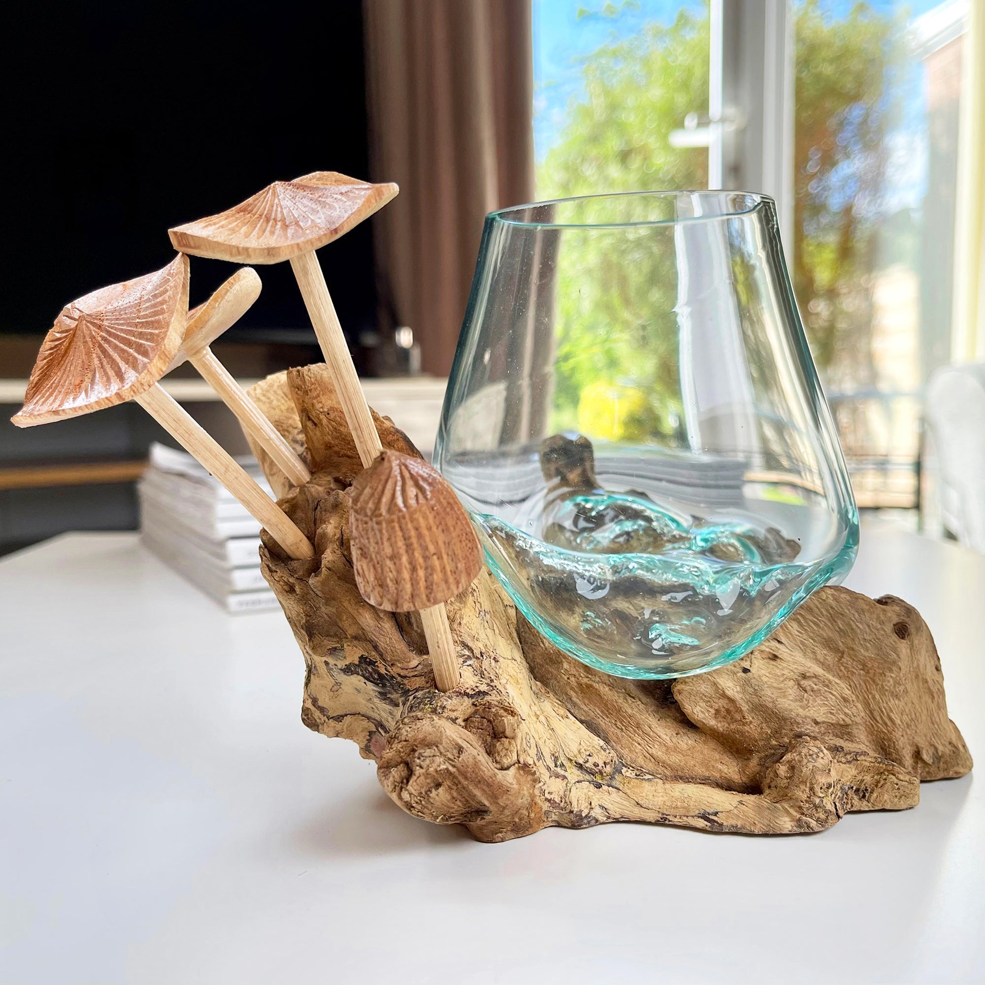 11cm Molten Glass Bowl With Teak Root Stand & Mushrooms