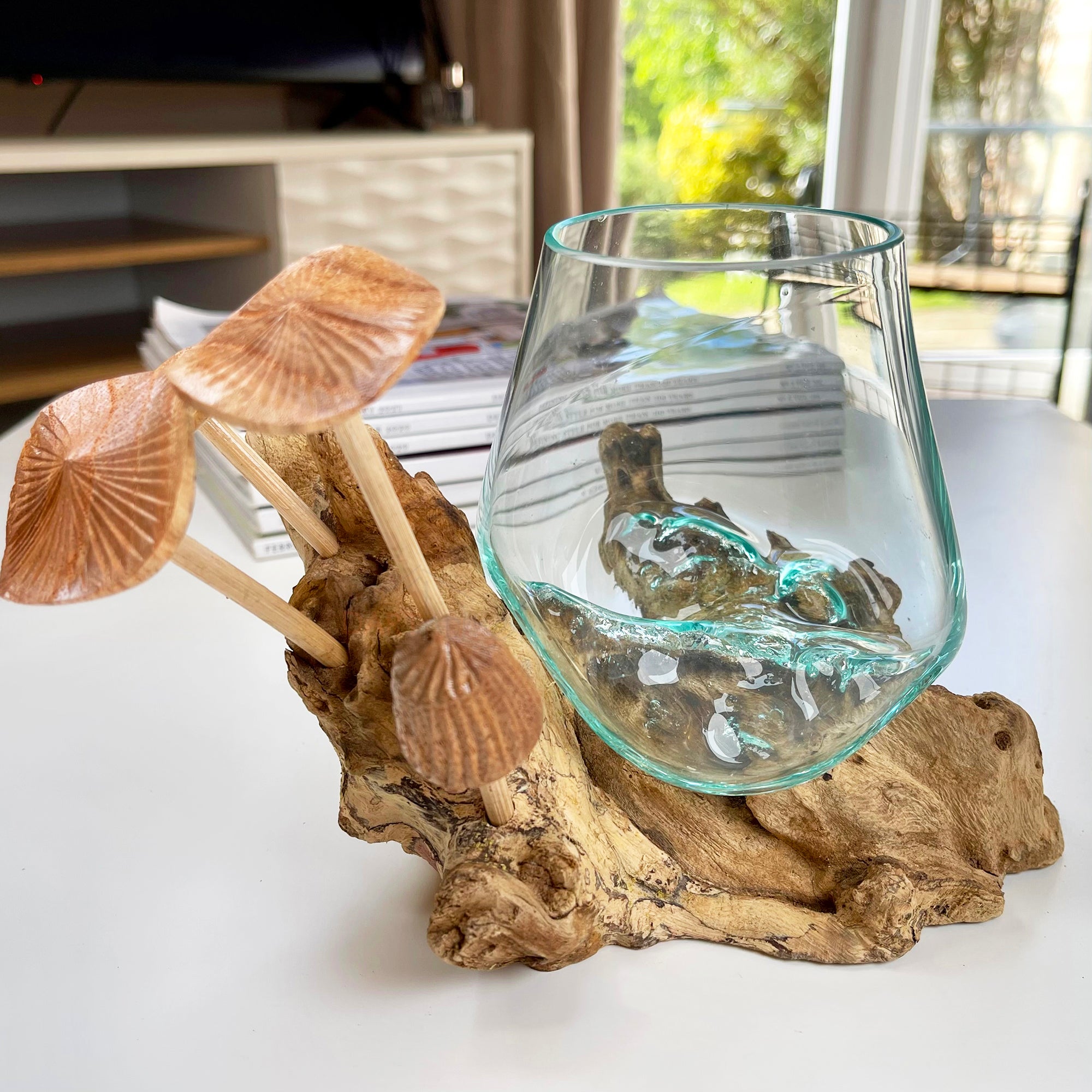 11cm Molten Glass Bowl With Teak Root Stand & Mushrooms