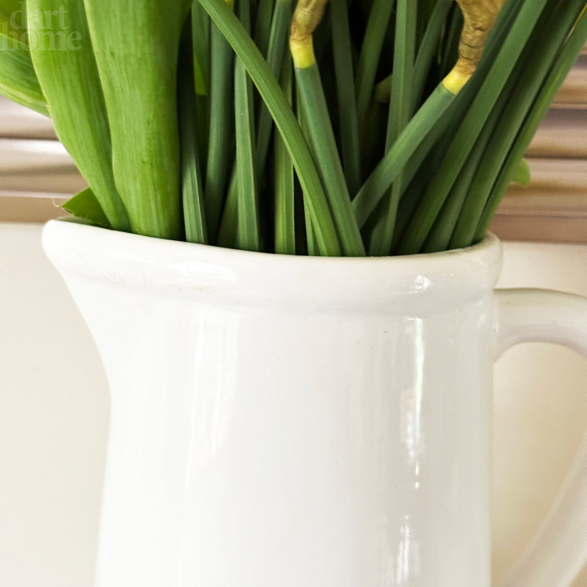 Weiße Blumenwiese-Krugvase
